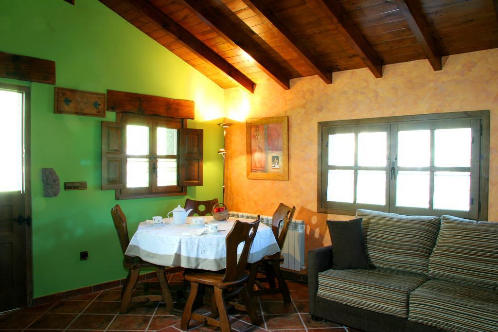 Casas Rurales Prieto Cortes  객실 사진
